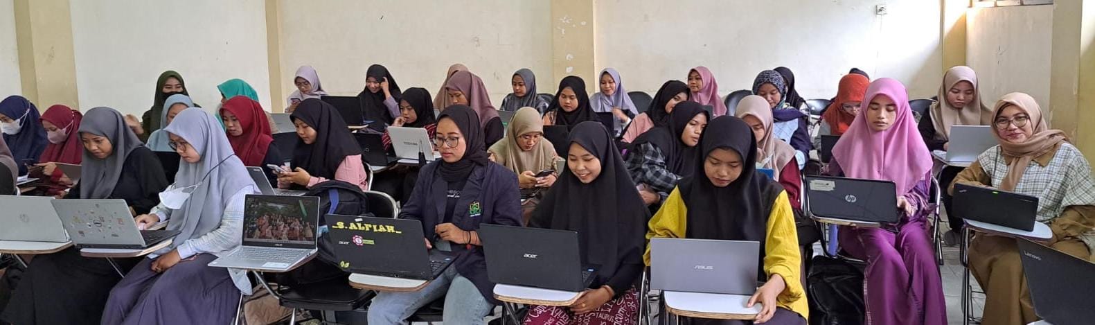 Laksanakan Kegiatan Evaluasi Tengah Semester (ETS), Mahasiswa PIAUD Tetap Semangat Meski Dilaksanakan Menjelang Akhir Puasa Ramadhan